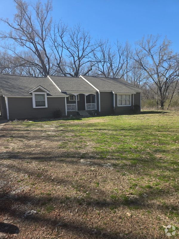 Building Photo - 4805 Covington Pike