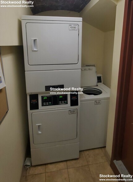 Building Photo - 195 Commonwealth Ave