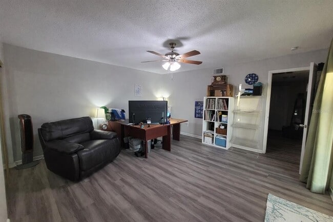 Building Photo - 14521 Catalina Cir