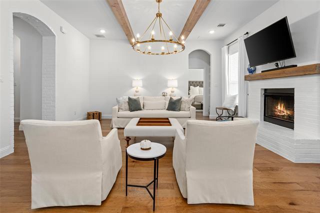 Building Photo - 752 Tallgrass Dr