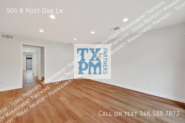 Building Photo - 500 N Post Oak Ln