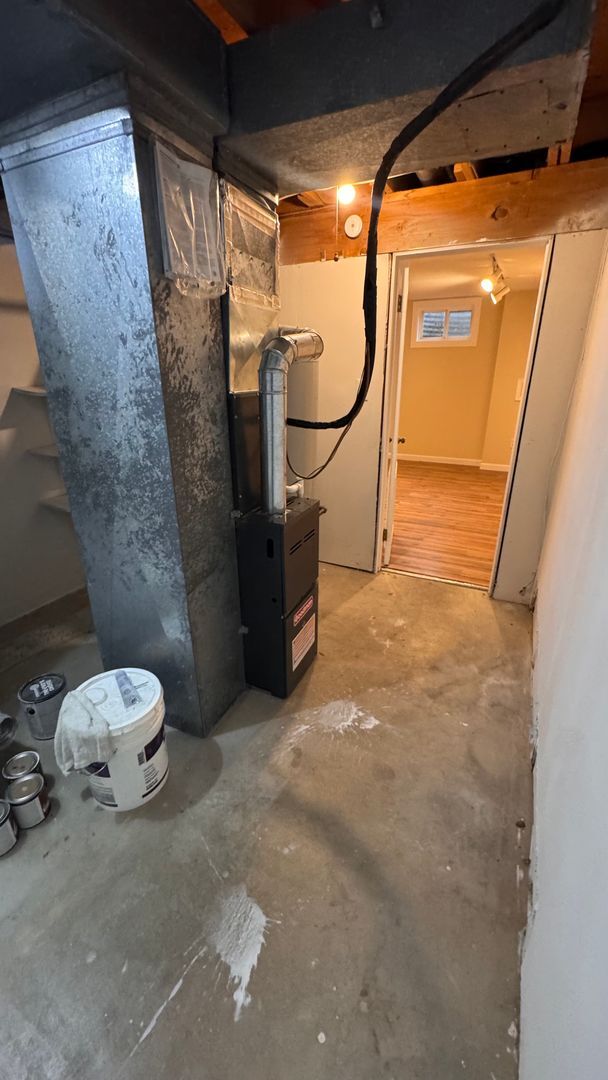 Building Photo - 3 bed 2.5 bath w/ garage, Great location off University and Dry Creek, close to Southglenn Mall a...