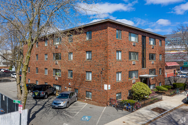 Building Photo - Dustin Street Apartments