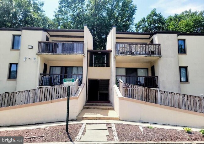 Building Photo - 10109 Prince Pl