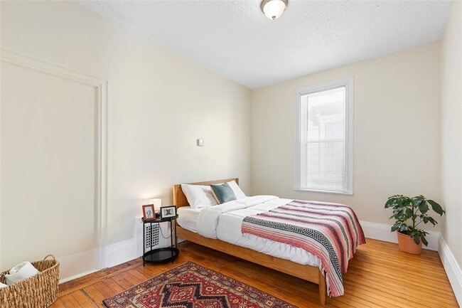 Building Photo - 1402 Westminster St