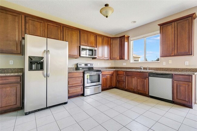 Building Photo - Beautiful Home in the Lake Nona area
