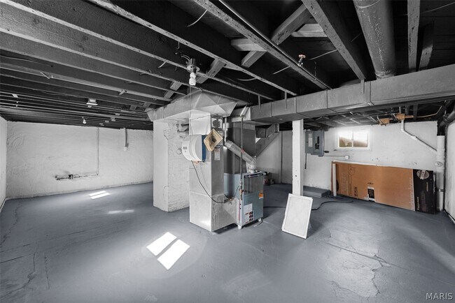 Building Photo - 712 Angenette Ave