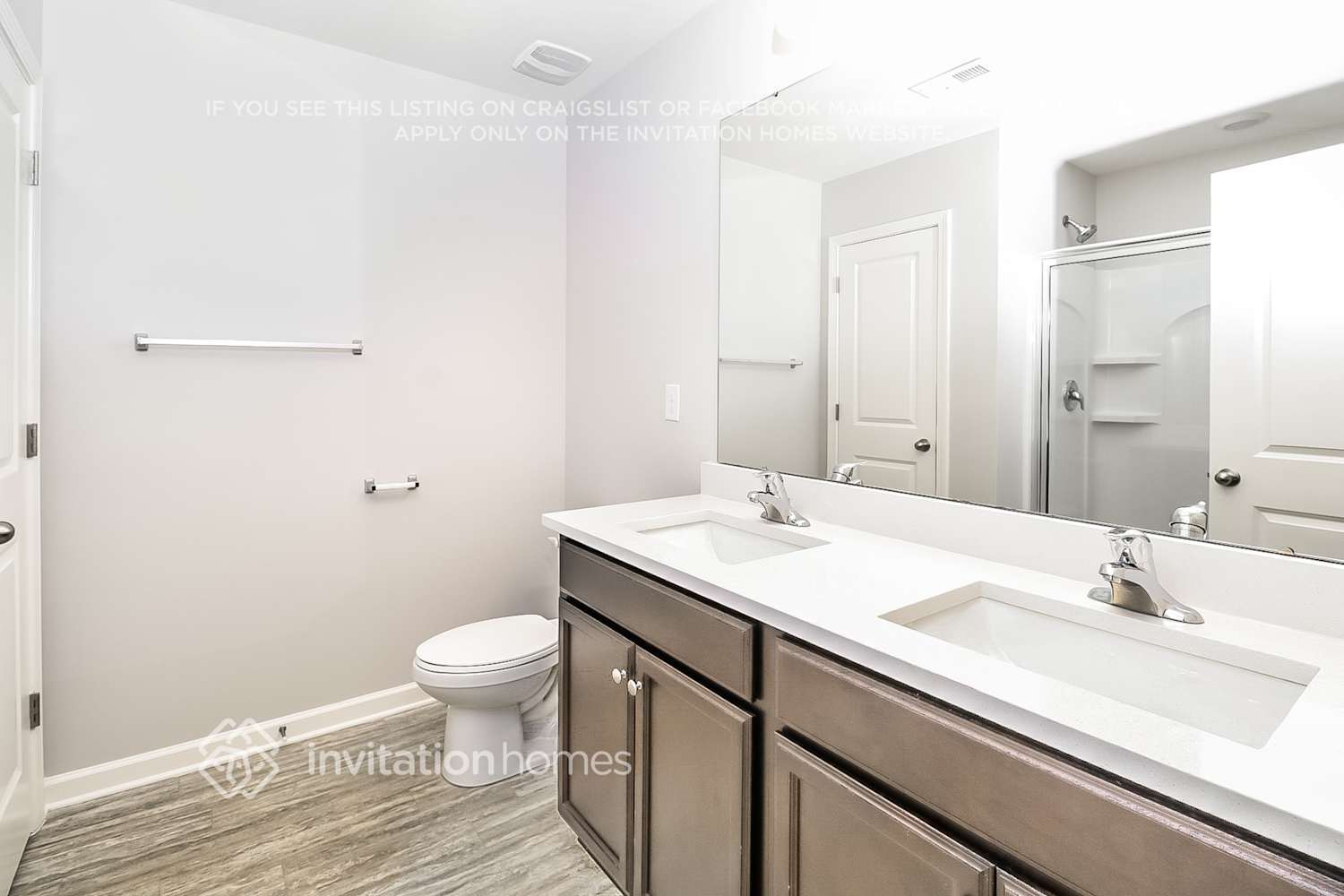 Building Photo - 7421 Larwill Ln