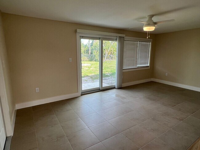 Building Photo - 2 br, 2 bath House - 190 Norfolk Avenue