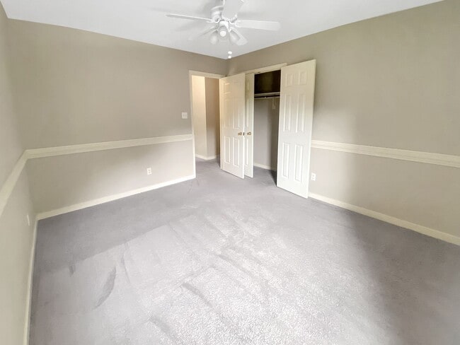 Building Photo - Spacious 4 Bedroom Home in Pebble Creek!