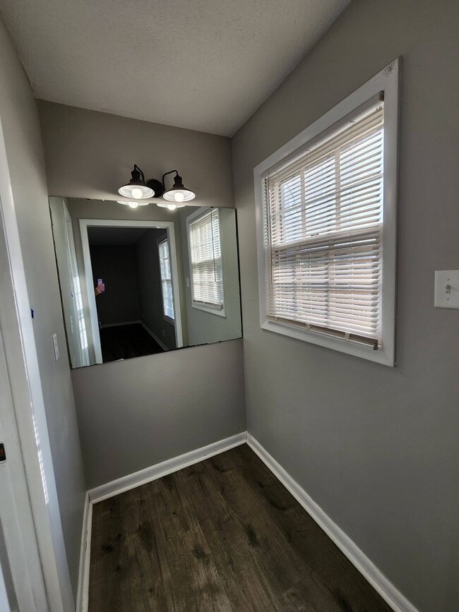 Building Photo - Spacious Brick Home with Modern Upgrades &...