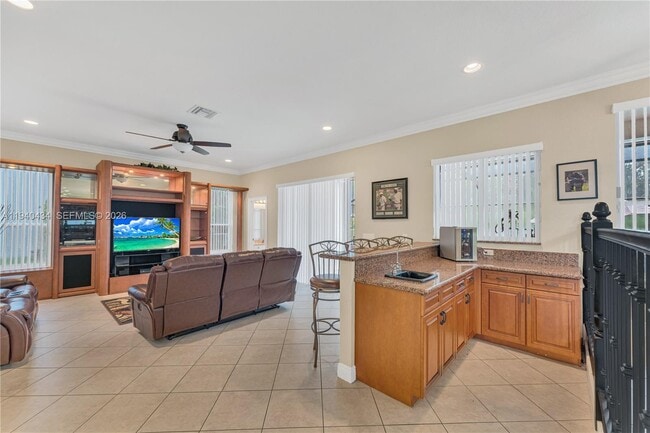 Building Photo - 19500 SW 39th Ct