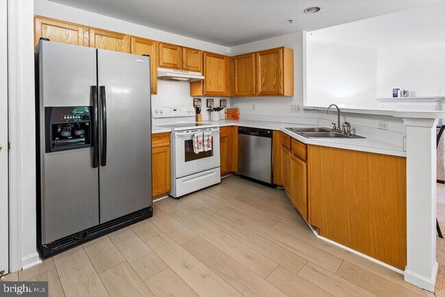 Building Photo - 6223 Wild Swan Way