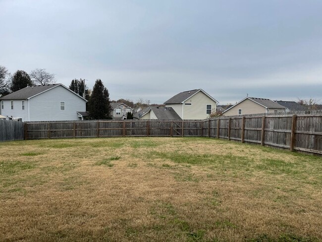 Building Photo - 3 Bed 2.5 Bath Nashville Opry Mills Area F...