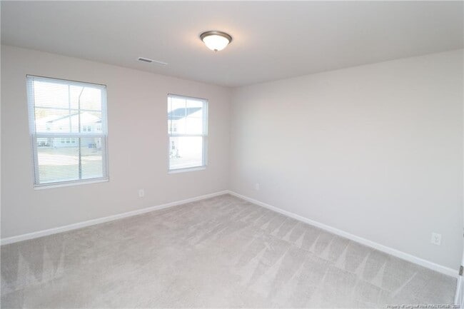 Building Photo - 1214 Rosefinch Dr