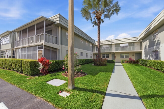 Building Photo - 284 Flanders F