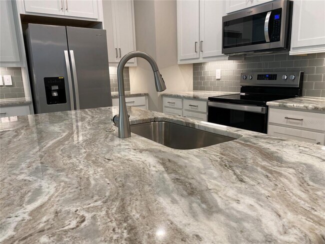 Building Photo - 124 Soliera St