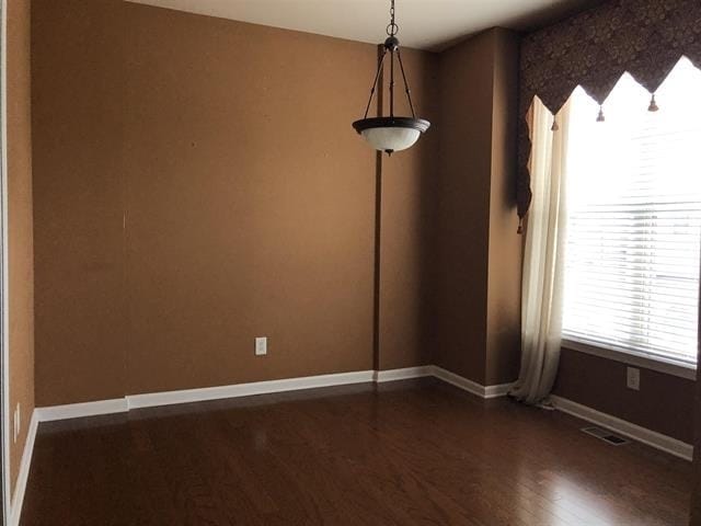 Building Photo - 1800 Oak Brook Ln NW