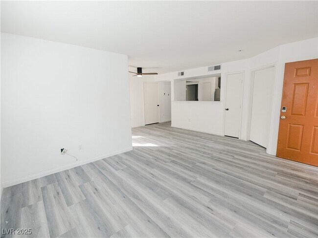Building Photo - 2300 E Silverado Ranch Blvd