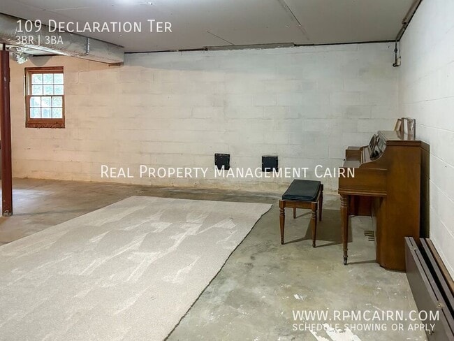Building Photo - 109 Declaration Terrace