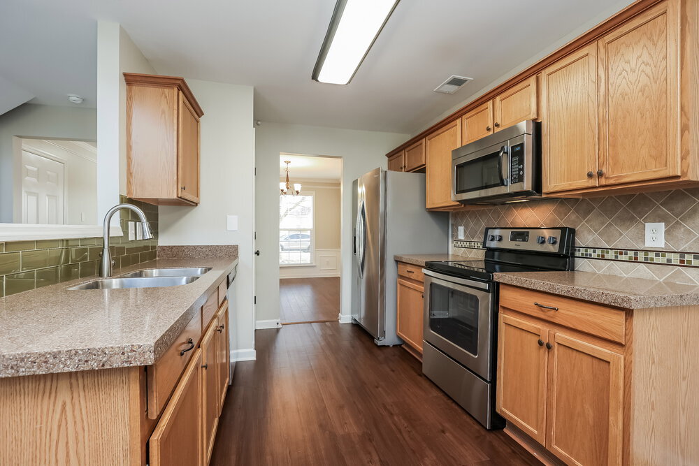 Building Photo - 707 Bob White Ct