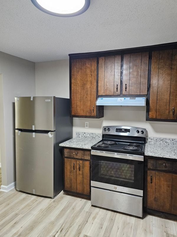 Building Photo - 2128 Terrace Club Ct