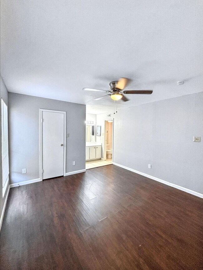 Building Photo - 7200 W T C Jester Blvd