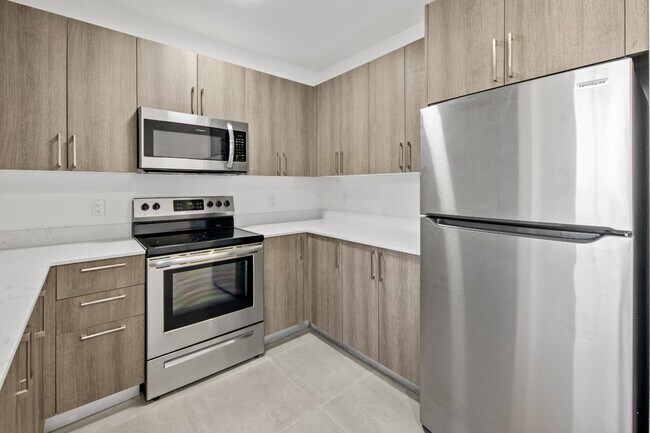 Building Photo - 1295 W 69th St