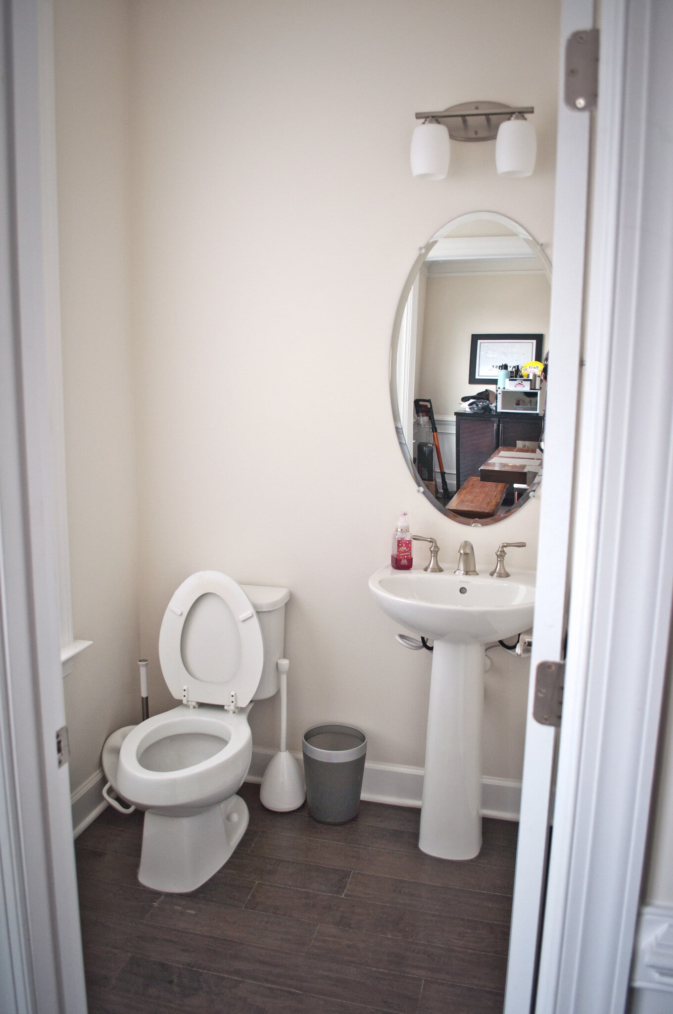 Powder Room - 3717 Ambrose Hills Rd