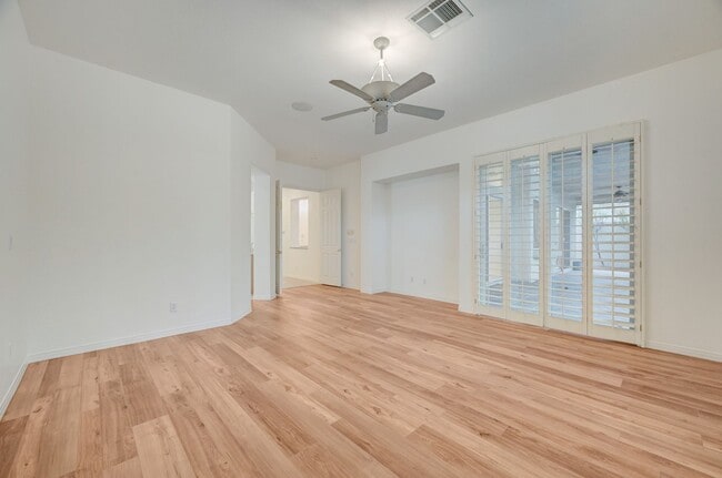 Building Photo - Canyon Ridge