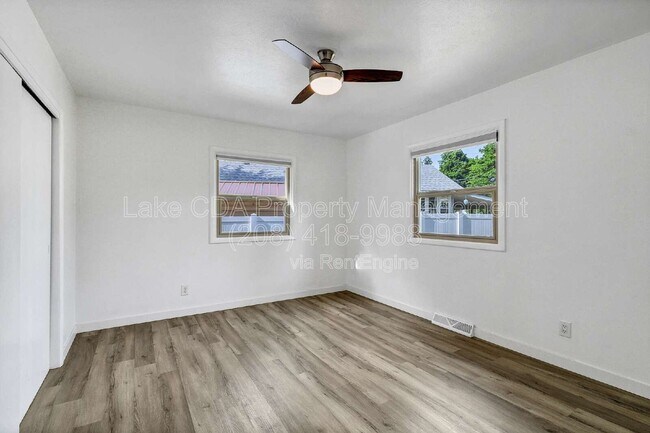 Building Photo - 506 15th St