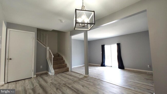 Building Photo - 2 Shadowbrook Ct