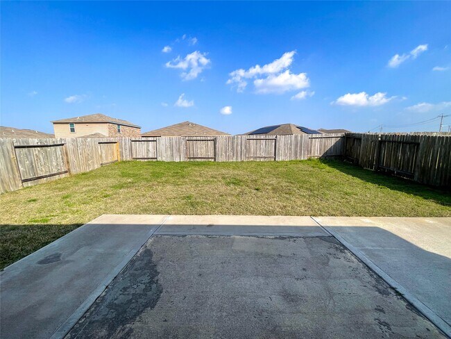 Building Photo - 2310 Nautica Terrace