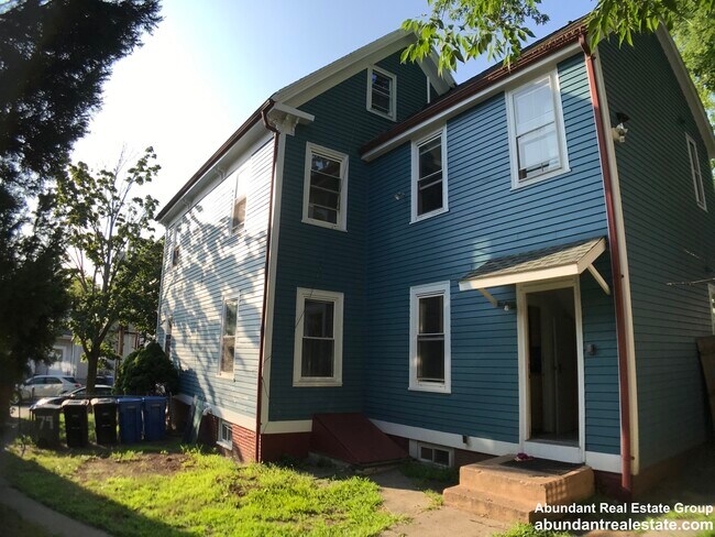 Building Photo - 79 Partridge Ave