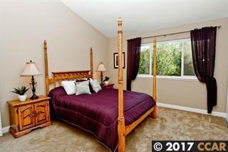 Building Photo - 133 Lawnview Cir