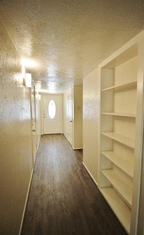Building Photo - 2809 Santa Monica Dr