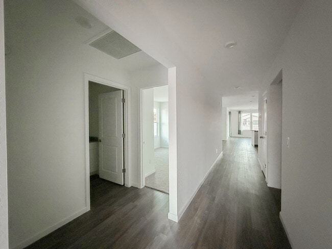 Building Photo - 8693 W Valdez Dr