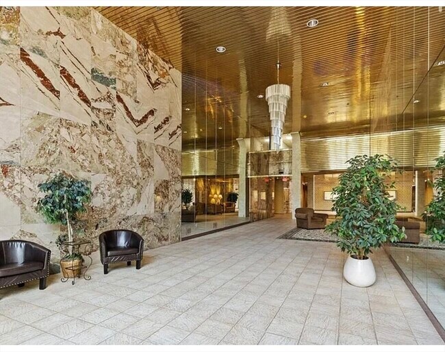 Building Photo - 2500 Mystic Valley Pkwy
