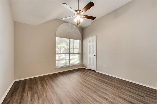 Building Photo - 806 Ashley Ln