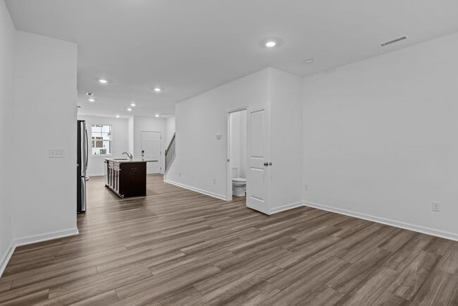 Building Photo - Gorgeous New Construction!  Updated Kitche...