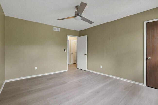 Building Photo - 7934 Trellage Ct