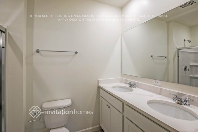 Building Photo - 565 Seaspray Dr