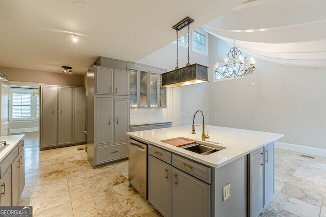 Building Photo - 1957 Walker Ave