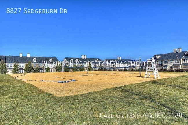 Building Photo - 8827 SedgeBurn Dr
