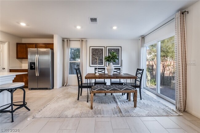 Building Photo - 4327 W Gary Ave