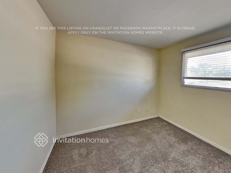 Building Photo - 4718 S Grandview Ave