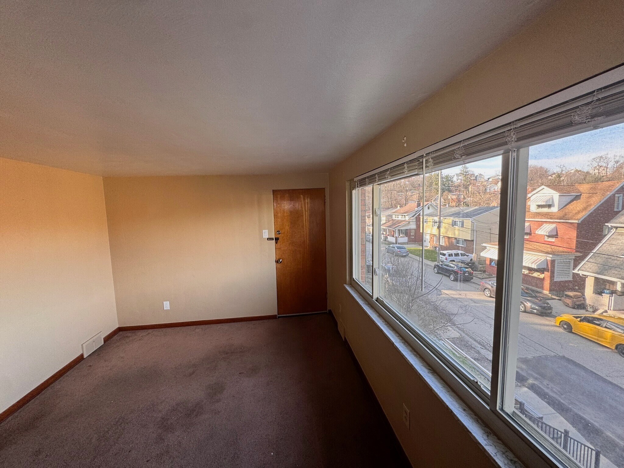 Building Photo - 213 Frankfort Ave