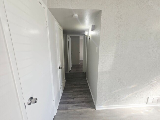 Building Photo - Garland 3 Bedroom, 2 Bath, 1 Car Garage Property That Has Been Completely Remodeled