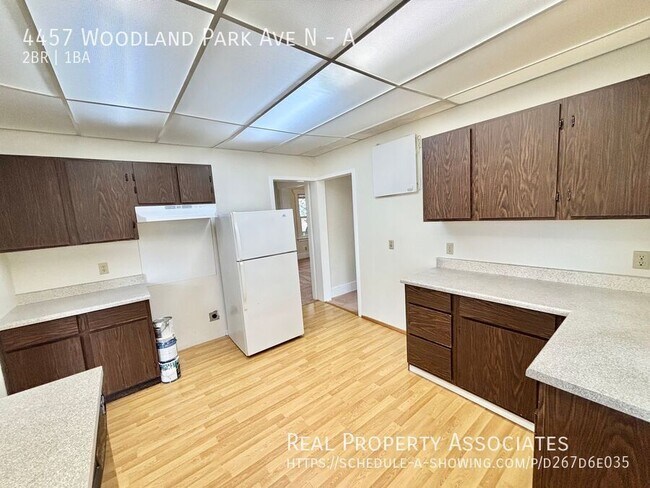 Building Photo - 4457 Woodland Park Ave N