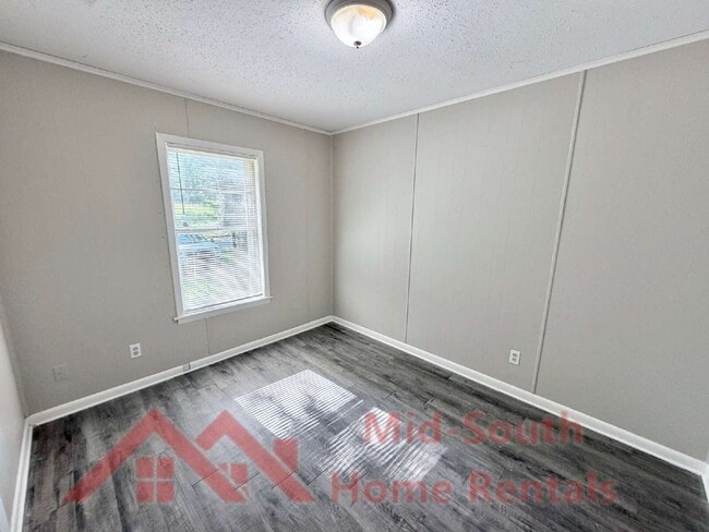 Building Photo - 4271 Coventry Dr